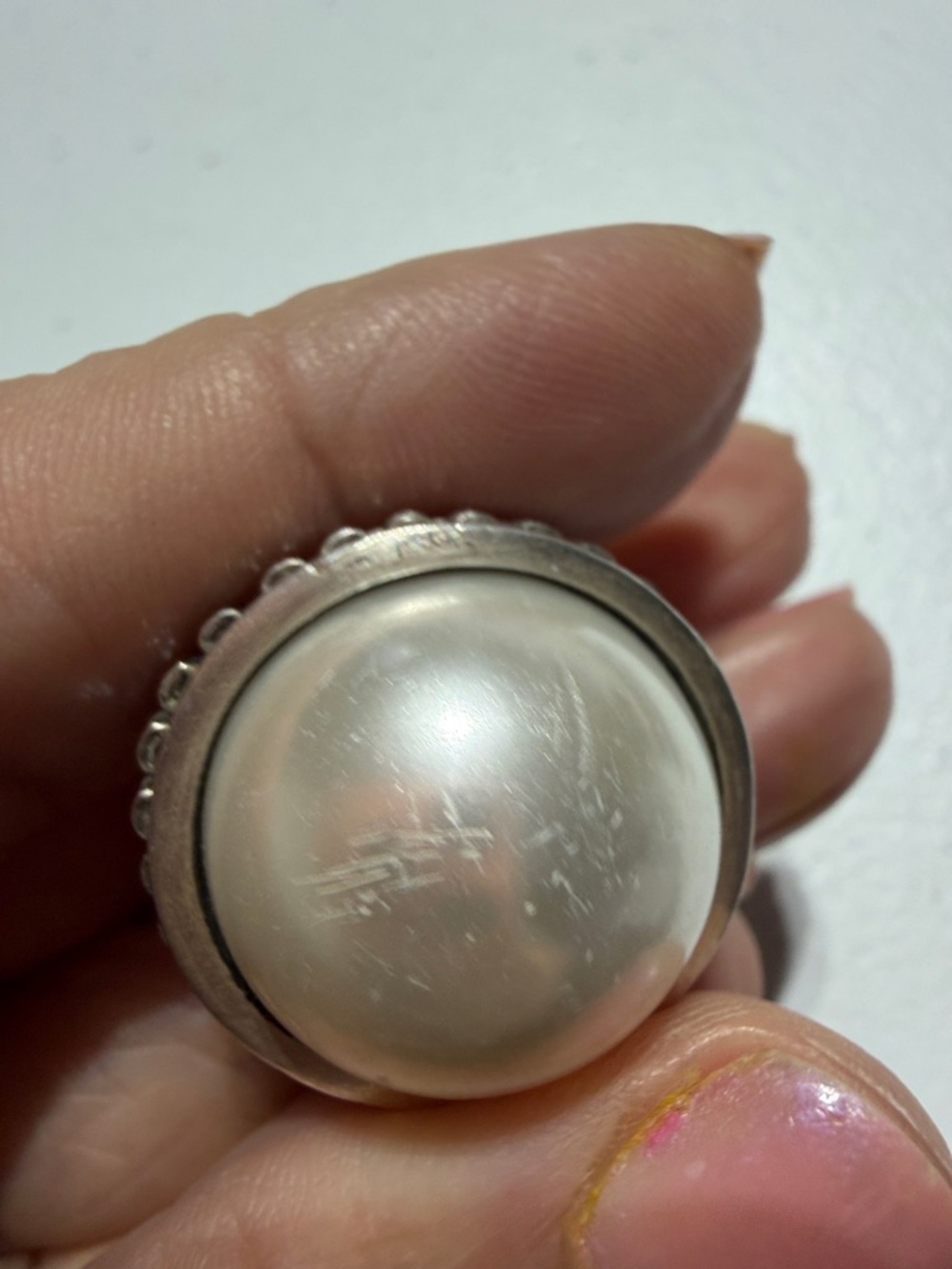 French Kande Silver-Tone Pearl Dome Ring with Crystal Accents - White  (4) - Picture 7 of 8